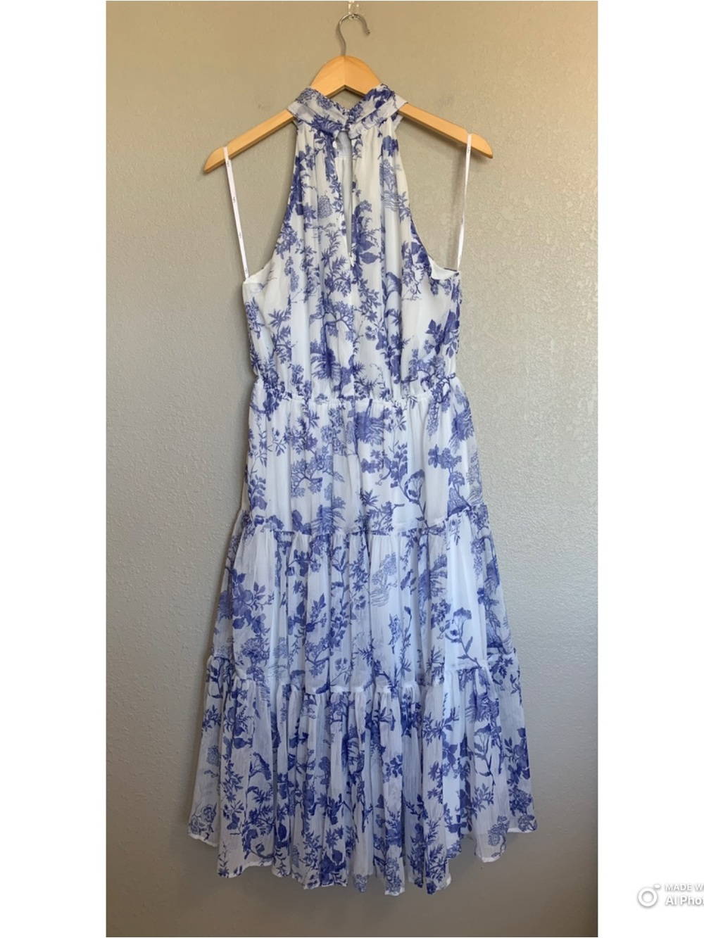 Lulus Large Float To You White & Blue Floral Print Halter Tiered Midi Dress NWT - Picture 7 of 15